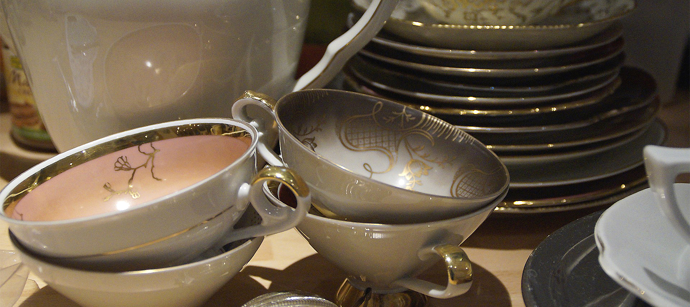 Tour cortili e caffè storici