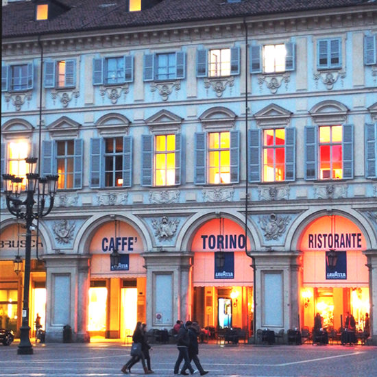 Tour Torino by night
