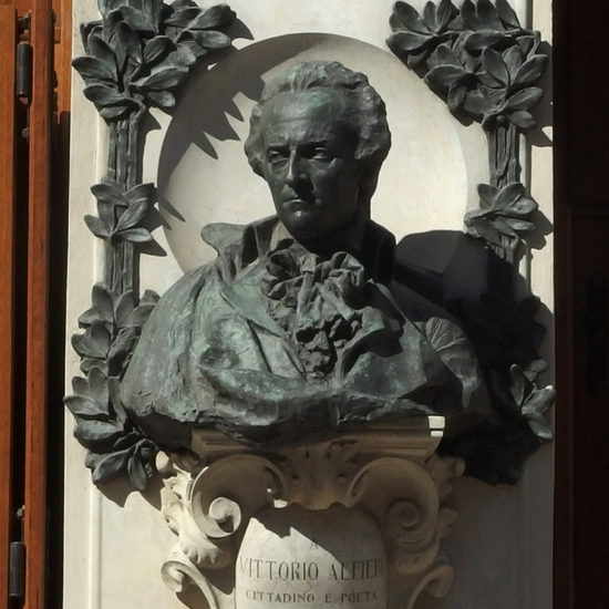 Tour Torino musicale letteraria
